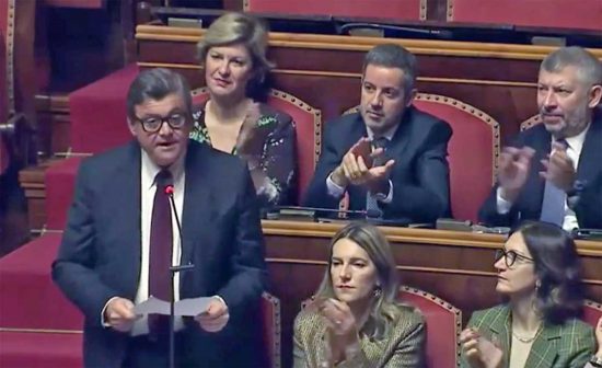 L'intervento di Carlo Calenda in senato