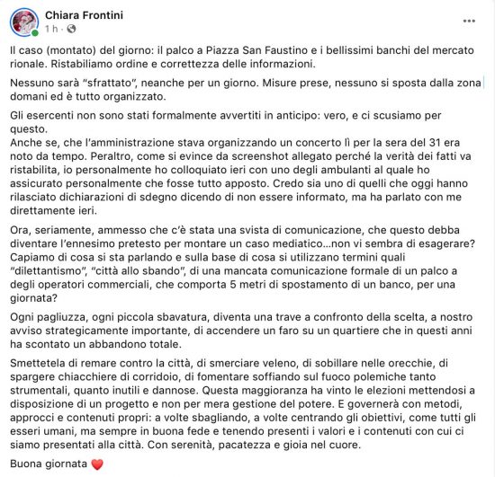 Mercato San Faustino e palco - Il post di Frontini