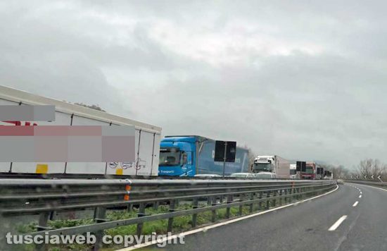 Incidente sull'A1 - La coda