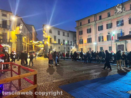 Viterbo - 26 dicembre - Piazza del comune alle ore 17