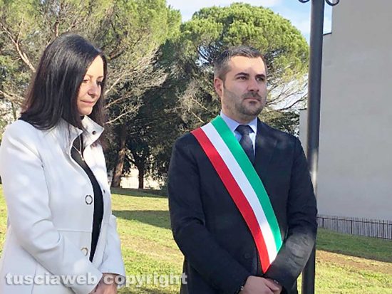 Civita Castellana - Intitolazione parco a Sergio Caprari - L’assessore Giovanna Fortuna, il sindaco Luca Giampieri