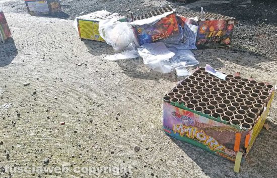 Montefiascone - Alcuni fuochi pirotecnici accesi nel centro del paese