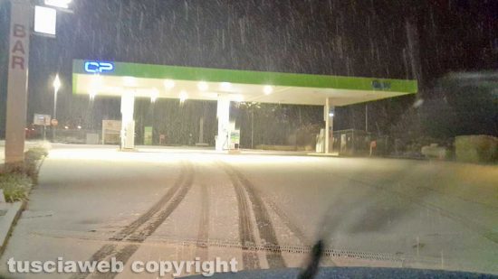 Nevica sulla Cimina