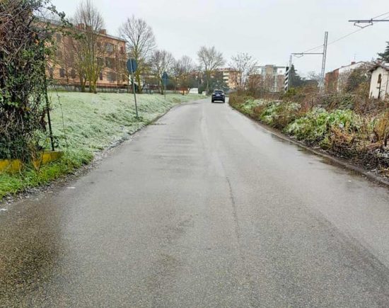 Viterbo - Le strade dopo l'uscita dei mezzi spargisale - Le foto della sindaca Chiara Frontini