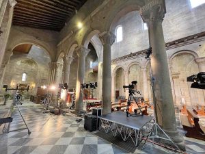 Viterbo - Rai Uno nella cattedrale di San Lorenzo