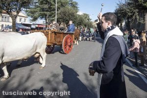 Tuscania - Sagra della frittella e la sfilata in occasione di Sant’Antonio Abate