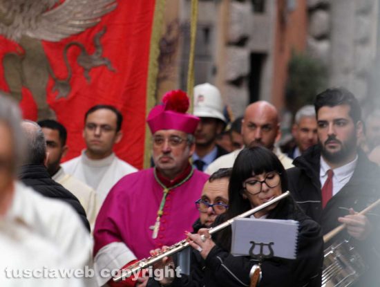Civita Castellana - Il nuovo vescovo Marco Salvi entra in diocesi
