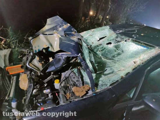 Scontro auto-trattore in strada Ombrone, due feriti gravi