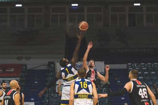 Sport - Pallacanestro - Stella azzurra - La squadra in campo