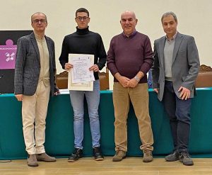 Viterbo - Consegna diplomi ai manutentori aeronautici dell'Itt "Da Vinci"