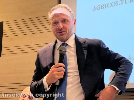 Viterbo - Il ministro&nbsp;dell’agricoltura e della sovranità alimentare Francesco Lollobrigida all'assemblea di Confagricoltura