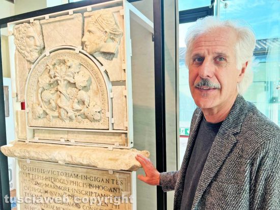 Viterbo - Il direttore artistico Gianni Cesarini