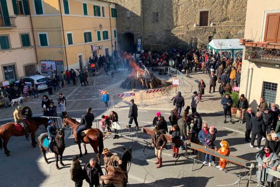 Ischia di Castro - I festeggiamenti in onore di Sant'Antonio Abate