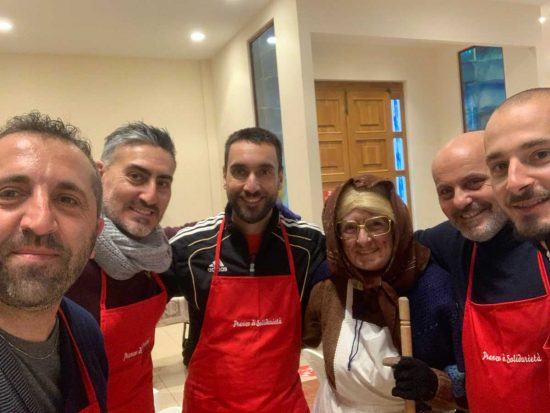 Viterbo - Pranzo della solidarietà alla chiesa di Villanova