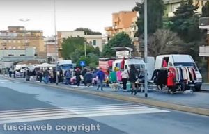Civitavecchia - Il mercatino via Nenni