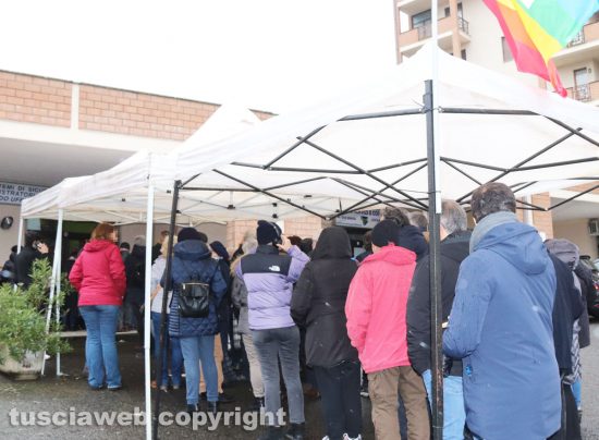 Viterbo - Gazebo in via Polidori per le primarie del Pd