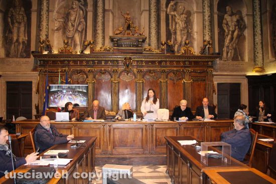 Viterbo - Consiglio comunale con Vittorio Sgarbi