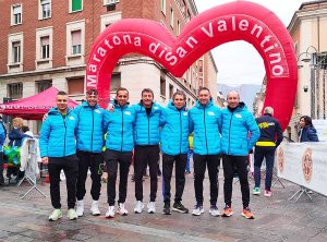 Sport - Atletica - La squadra At Running alla mezza maratona di Terni