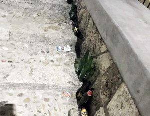 Orte Scalo - Degrado sulla scalinata di corso Garibaldi