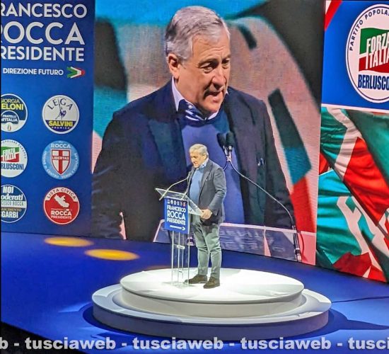 Antonio Tajani alla manifestazione a sostegno di Francesco Rocca