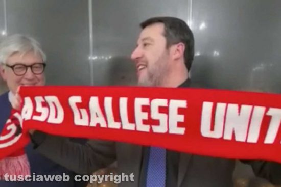 Sport - Calcio - Matteo Salvini con la sciarpa del Gallese United