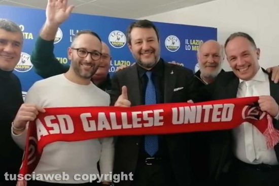 Sport - Calcio - Matteo Salvini con la sciarpa del Gallese United