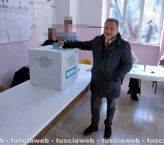 Elezioni regionali - Enrico Panunzi (Pd) al seggio