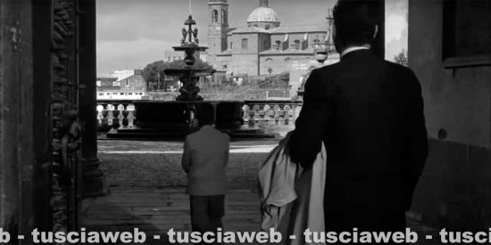 La fontana di palazzo dei Priori al tempo di Alberto Sordi