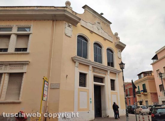 Civitavecchia - Scuola media Manzi