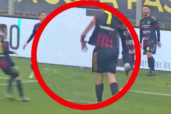 Sport - Calcio - Il brutto gesto di Ceccarelli