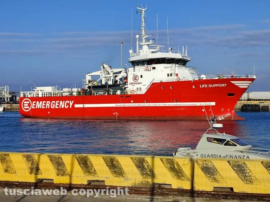 Civitavecchia - L'arrivo della ong Life support in porto