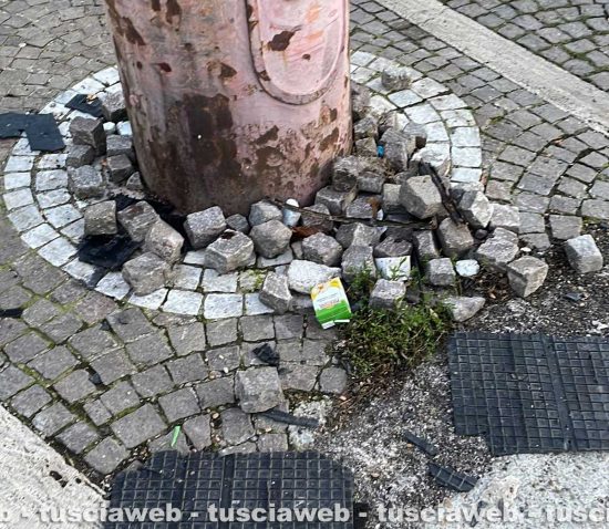 Viterbo - Le buche a piazzale Africa