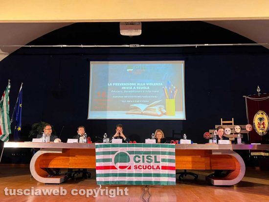 Viterbo - Il convegno “La prevenzione alla violenza inizia a scuola"