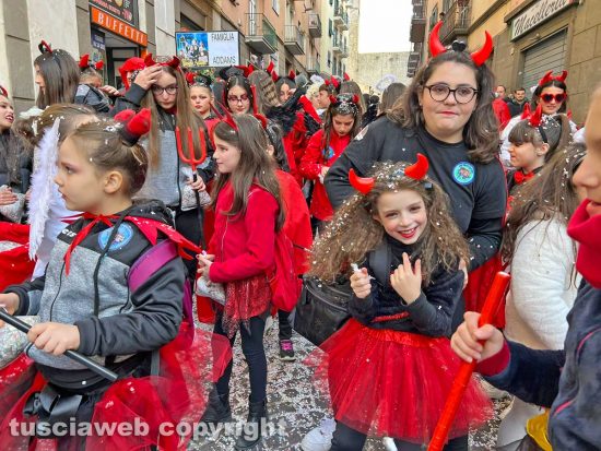 Viterbo - Il ritorno del carnevale per le vie del centro storico