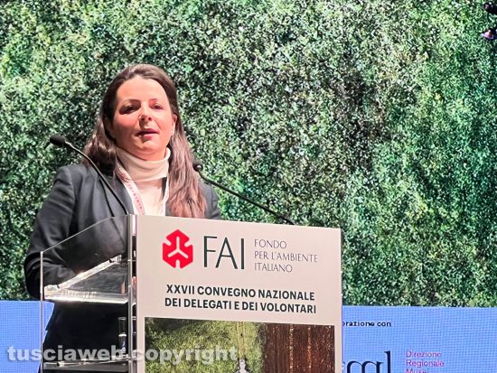 Viterbo - La sindaca Frontini al convegno dei delegati del Fondo per l’ambiente italiano (Fai) al teatro dell’Unione
