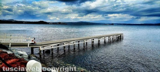 Marta - Pontile sul lago