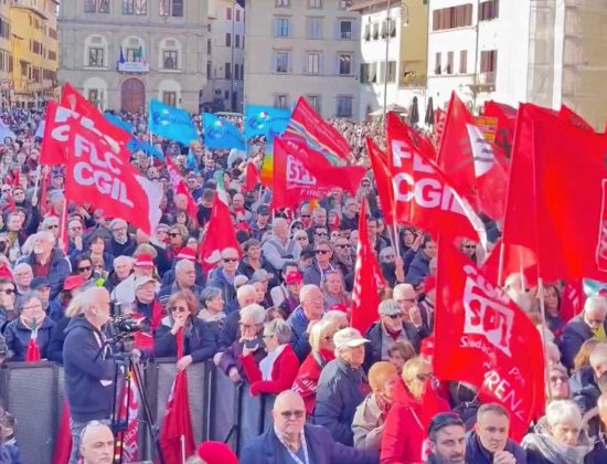 I sindacati al corteo di Firenze 