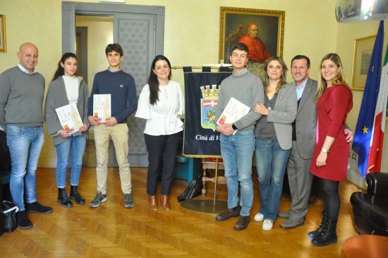 "Young UN - L'ambasciatore del futuro" - La sindaca Frontini con gli alunni scelti