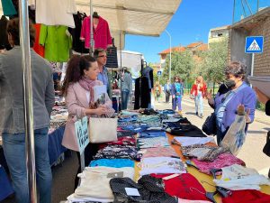 Viterbo - Spostamento del mercato al centro storico - Chiara Frontini con le associazioni di categoria
