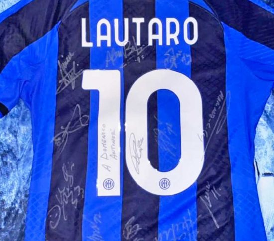 La maglia dell'Inter per Domenico Antinori