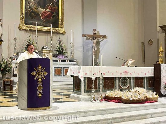 Viterbo - Benedizione del pane e venerazione del sacro cuore di santa Rosa
