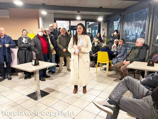 Viterbo - Cinghiali - L'assemblea con gli abitanti della zona di via Genova