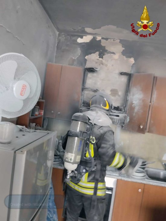 Civitavecchia - Incendio in appartamento a Campo dell'oro 