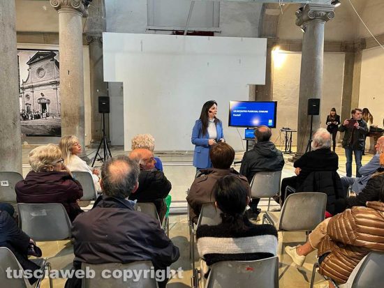 Viterbo - L'incontro della sindaca Frontini agli Almadiani