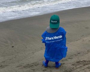 Tarquinia - Fare Verde Tarquinia - La pulizia della spiaggia in occasione della festa del papà