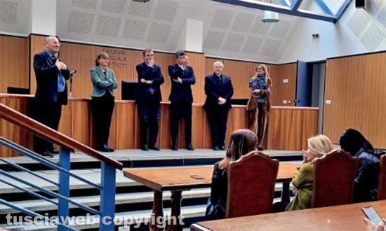 Tribunale - Gli auguri di Pasqua del vescovo Francesco Orazio Piazza