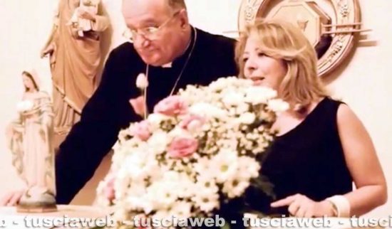 Madonna di Trevignano - Gisella Cardia con l'ex vescovo di Civita Castellana, Romano Rossi