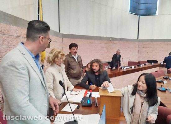 Civitavecchia - Il voto per il presidente del consiglio comunale