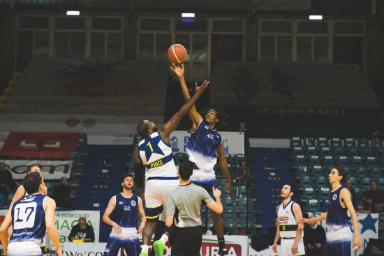 Sport - Pallacanestro - Stella azzurra - La squadra in campo