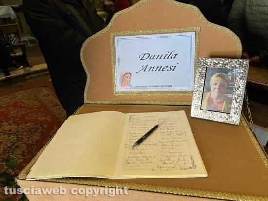 Vignanello - I funerali di Danila Annesi